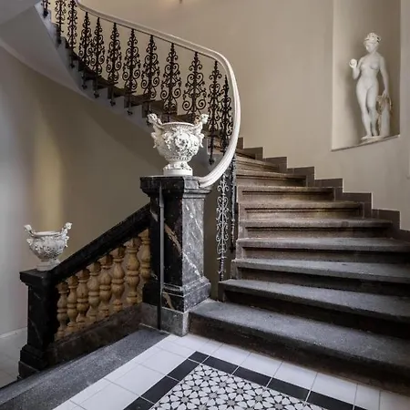 Elegant Studio In New Town By Days Apartment