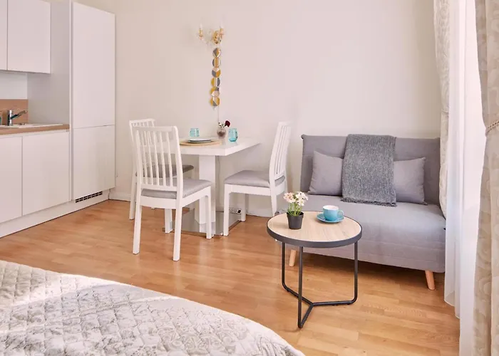 Elegant Studio In New Town By Days *