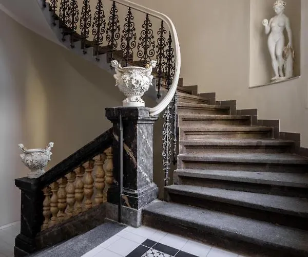 Elegant Studio In New Town By Days Apartman